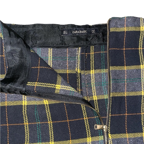 Zara Basic Women’s Plaid Midi Skirt- Size Large. Black, Gray, Yellow Plaid - Picture 7 of 8